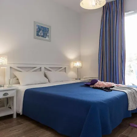 Comfortable With Balcony In The Gironde *